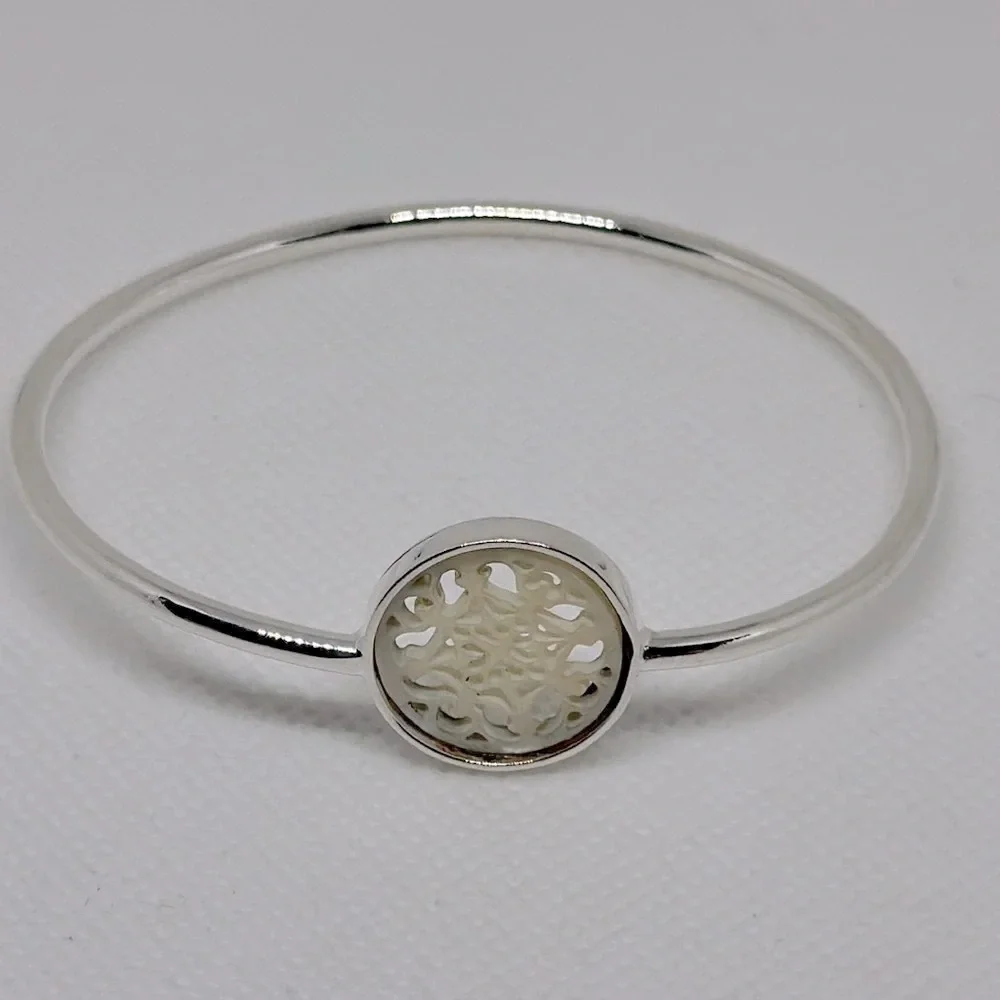 Elegant 925 silver bracelet hand made stone